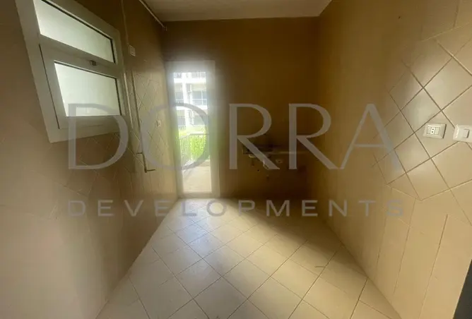 112698021 - Property Image 2