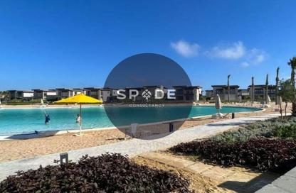 Chalet - 4 Bedrooms - 4 Bathrooms for sale in Swan Lake North Coast - Qesm Ad Dabaah - North Coast Chalet - 4 Bedrooms - 4 Bathrooms for sale in Swan Lake North Coast - Qesm Ad Dabaah - North Coast