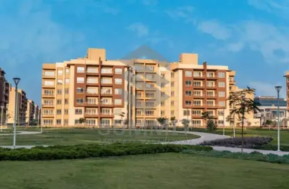 Apartment - 4 Bedrooms - 3 Bathrooms for sale in Bait Alwatan - The 5th Settlement - New Cairo City - Cairo