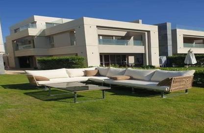 Villa - 5 Bedrooms - 5 Bathrooms for sale in Al  Rabwa - Sheikh Zayed Compounds - Sheikh Zayed City - Giza