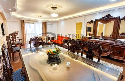 Apartment - 3 Bedrooms - 1 Bathroom for rent in Smouha Square - Smouha - Hay Sharq - Alexandria Apartment - 3 Bedrooms - 1 Bathroom for rent in Smouha Square - Smouha - Hay Sharq - Alexandria