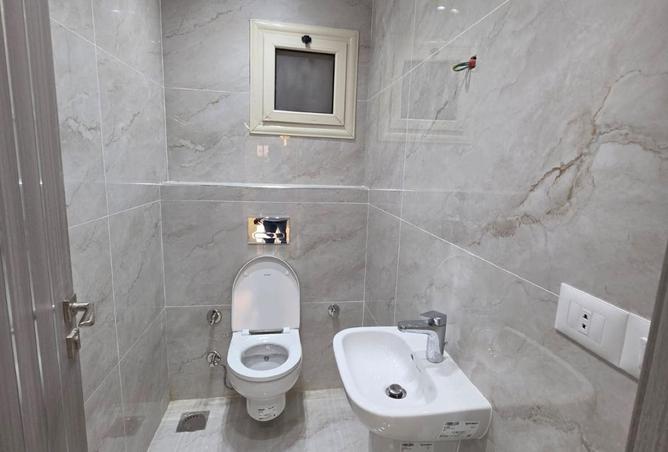 81048432 - Property Image 3