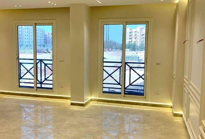 67740902 - صورة العقار 2