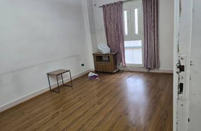 Apartment - 3 Bedrooms - 2 Bathrooms for sale in Mohandessin - Giza