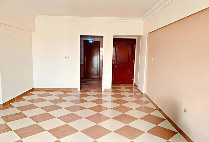 8640037 - صورة العقار 2