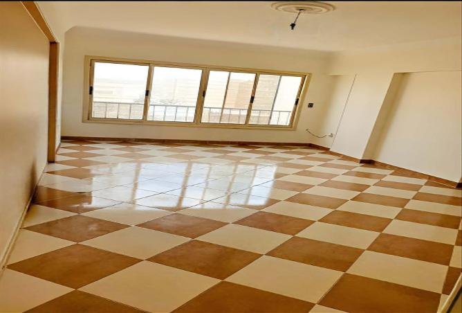 8640037 - الصورة الرئيسية للعقار