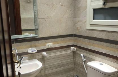 Apartment - 3 Bedrooms - 3 Bathrooms for rent in Ganoob El Acadimia - New Cairo City - Cairo Apartment - 3 Bedrooms - 3 Bathrooms for rent in Ganoob El Acadimia - New Cairo City - Cairo