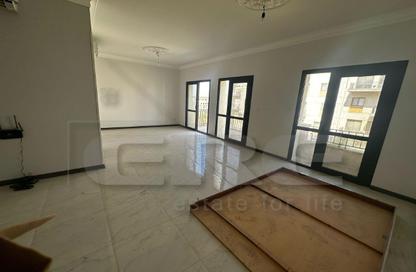 Apartment - 3 Bedrooms - 3 Bathrooms for sale in Eastown - 5th Settlement Compounds - The 5th Settlement - New Cairo City - Cairo