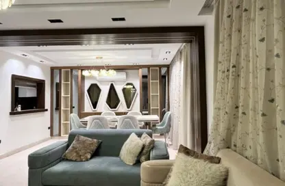 شقة - 2 غرف نوم - 2 حمامات للايجار في ازاد - كمبوندات التجمع الخامس - التجمع الخامس - مدينة القاهرة الجديدة - القاهرة