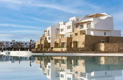 Chalet - 2 Bedrooms - 2 Bathrooms for sale in Swan Lake Gouna - El Gouna - Hurghada - Red Sea