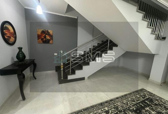 8611306 - Property Image 2