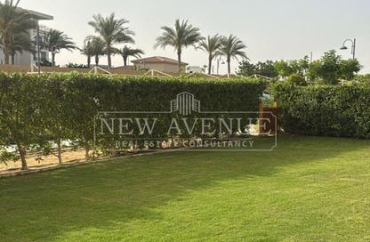 Apartment - 3 Bedrooms - 3 Bathrooms for sale in Levana - Uptown Cairo - Mokattam - Cairo