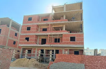 شقة - 3 غرف نوم - 2 حمامات للبيع في المجاورة الرابعة - المنطقة الخامسة - مدينة الشروق - القاهرة