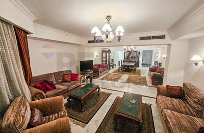 Apartment - 4 Bedrooms - 4 Bathrooms for sale in Al Kazino St. - San Stefano - Hay Sharq - Alexandria