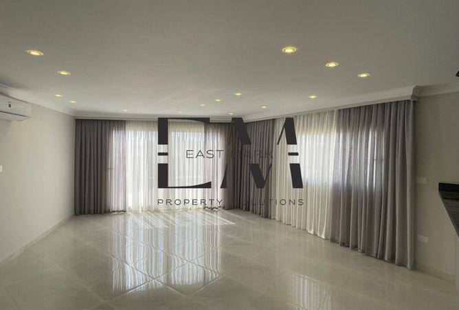 54243947 - صورة العقار 2