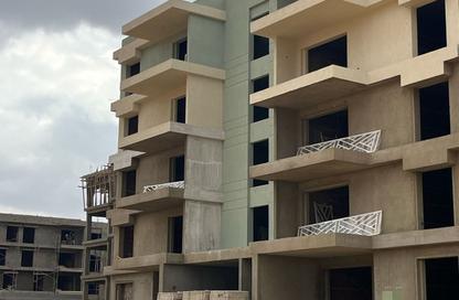 Apartment - 3 Bedrooms - 3 Bathrooms for sale in Green 6 - 6 October Compounds - 6 October City - Giza