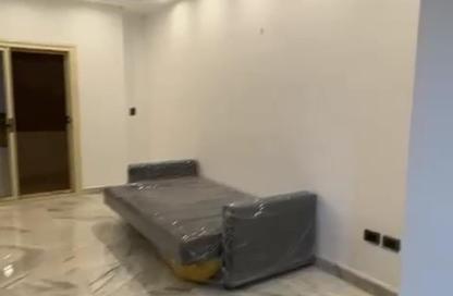 شقة - 2 غرف نوم - 1 حمام للايجار في شارع الجزيرة - المستثمرين الجنوبية - مدينة القاهرة الجديدة - القاهرة