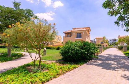 Villa - 5 Bedrooms - 4 Bathrooms for sale in Garden Lakes - 6 October Compounds - 6 October City - Giza
