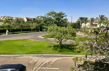 فيلا - 4 غرف نوم - 4 حمامات للبيع في ماي فير ريزدنس - كمبوندات الشروق - مدينة الشروق - القاهرة