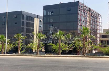 Office Space - Studio - 1 for sale in Lake View - 5th Settlement Compounds - The 5th Settlement - New Cairo City - Cairo Office Space - Studio - 1 for sale in Lake View - 5th Settlement Compounds - The 5th Settlement - New Cairo City - Cairo