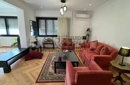 Apartment - 3 Bedrooms - 2 Bathrooms for rent in Etehad Al Mohamin St. - Garden City - Cairo