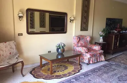 Apartment - 2 Bedrooms - 1 Bathroom for rent in Dokki - Giza
