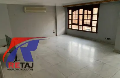 Apartment - 3 Bedrooms - 3 Bathrooms for rent in Ahmed Al Zomor St. - 9th Zone - Nasr City - Cairo