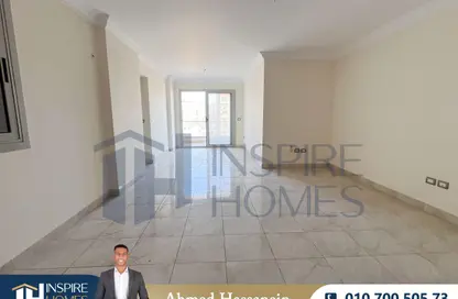 Apartment - 2 Bedrooms - 1 Bathroom for sale in Veranda Smouha - Alexandria Compounds - Alexandria