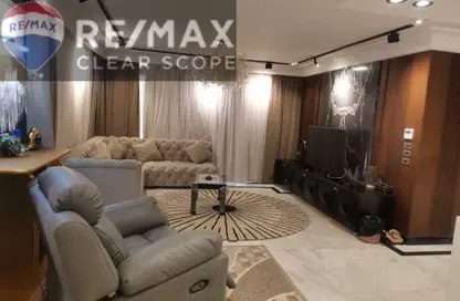 Apartment - 2 Bedrooms - 2 Bathrooms for sale in Azad - 5th Settlement Compounds - The 5th Settlement - New Cairo City - Cairo