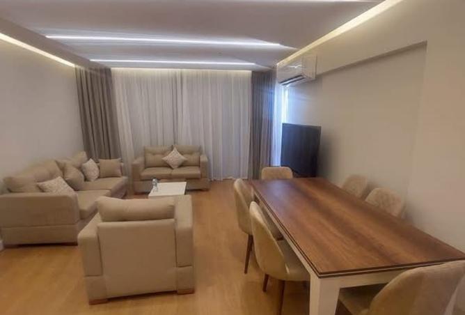 98835245 - Property Image 2