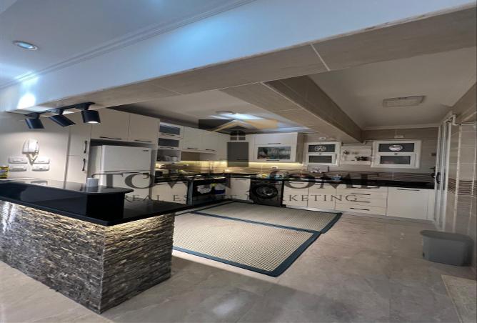 8633700 - Property Image 2