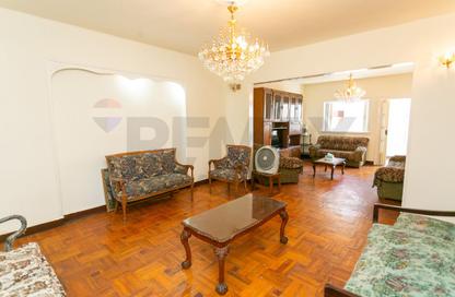 Apartment - 2 Bedrooms - 2 Bathrooms for sale in Smouha Square - Smouha - Hay Sharq - Alexandria