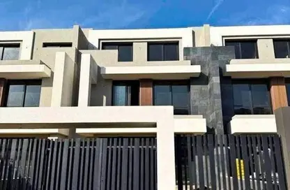 منزل مزدوج - 4 غرف نوم - 3 حمامات للبيع في الباتيو سولا - الباتيو - كمبوندات الشروق - مدينة الشروق - القاهرة