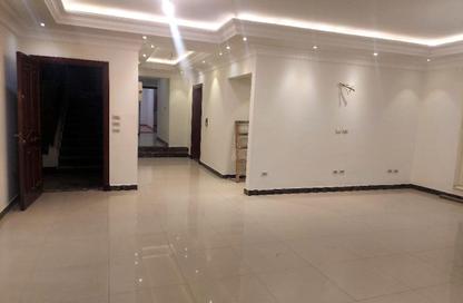 Apartment - 3 Bedrooms - 3 Bathrooms for rent in Al Narges 3 - Al Narges - New Cairo City - Cairo