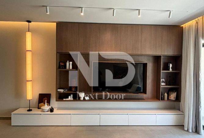 2OQxXyz20bA - Property Image 3