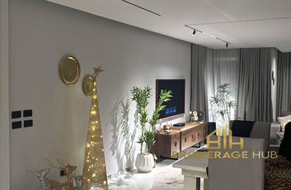 Apartment - 3 Bedrooms - 3 Bathrooms for rent in Garden Residence - Hyde Park - New Cairo City - Cairo