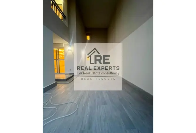 118032403 - Property Image 3