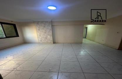 Apartment - 4 Bedrooms - 1 Bathroom for rent in Masaken Sheraton - Sheraton Al Matar - El Nozha - Cairo