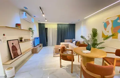 Apartment - 2 Bedrooms - 2 Bathrooms for rent in Lake View Residence - 5th Settlement Compounds - The 5th Settlement - New Cairo City - Cairo