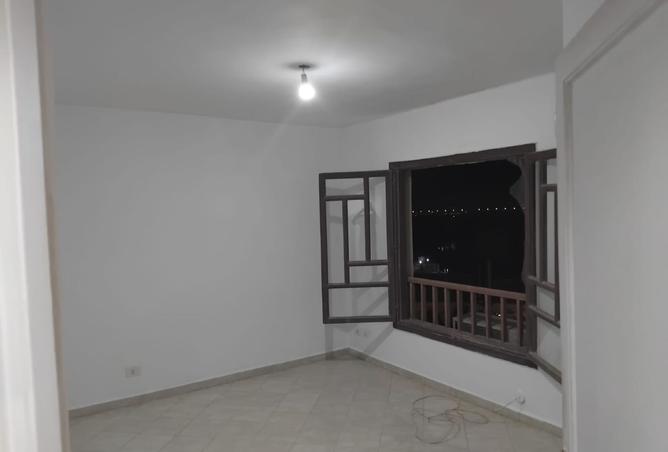 104051038 - صورة العقار 2