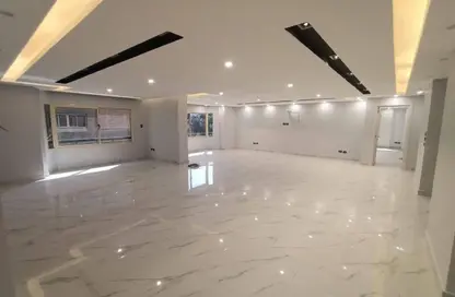 مساحات مكتبية - 4 غرف نوم - 3 حمامات للايجار في المعادي - حي المعادي - القاهرة