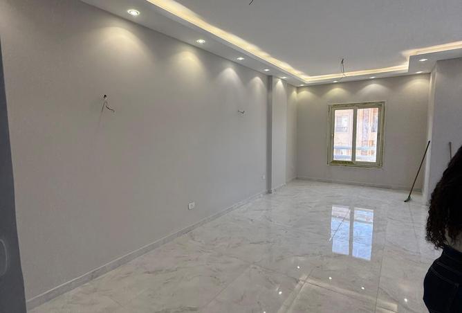 93249010 - Property Image 2
