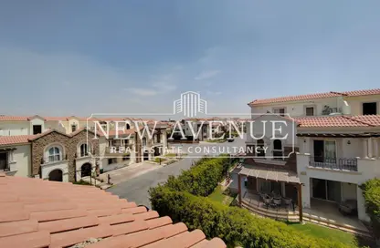 Villa - 3 Bedrooms - 4 Bathrooms for sale in Divina Gardens - 3rd District West - Shorouk City - Cairo