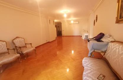 Apartment - 3 Bedrooms - 3 Bathrooms for sale in Laurent - Hay Sharq - Alexandria