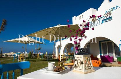 Chalet - 3 Bedrooms - 2 Bathrooms for sale in Mountain View - Ras Al Hekma - North Coast