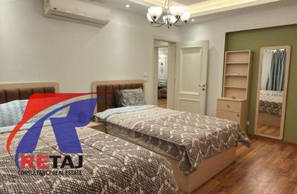 Apartment - 6 Bedrooms - 6 Bathrooms for sale in Mostafa Al Nahas St. - 6th Zone - Nasr City - Cairo