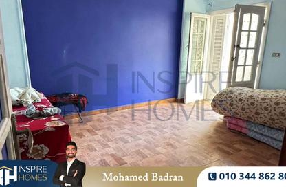 Apartment - 3 Bedrooms - 1 Bathroom for sale in Janaklees - Hay Sharq - Alexandria