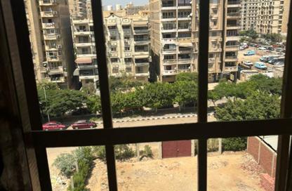 Apartment - 3 Bedrooms - 2 Bathrooms for rent in Dr Mahmoud Fathy St. - 10th Zone - Nasr City - Cairo