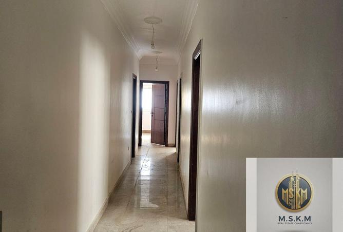 74228298 - Property Image 2