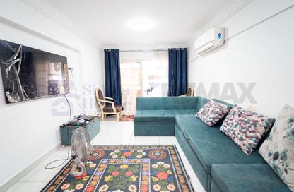 Apartment - 2 - 1 for sale in Al Karma - Seyouf - Hay Awal El Montazah - Alexandria